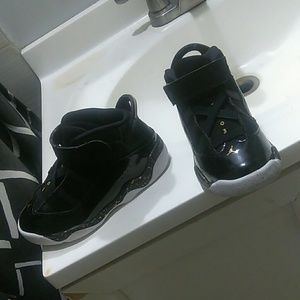 Jorden 6 Rings Toddler size 9 Shoes
